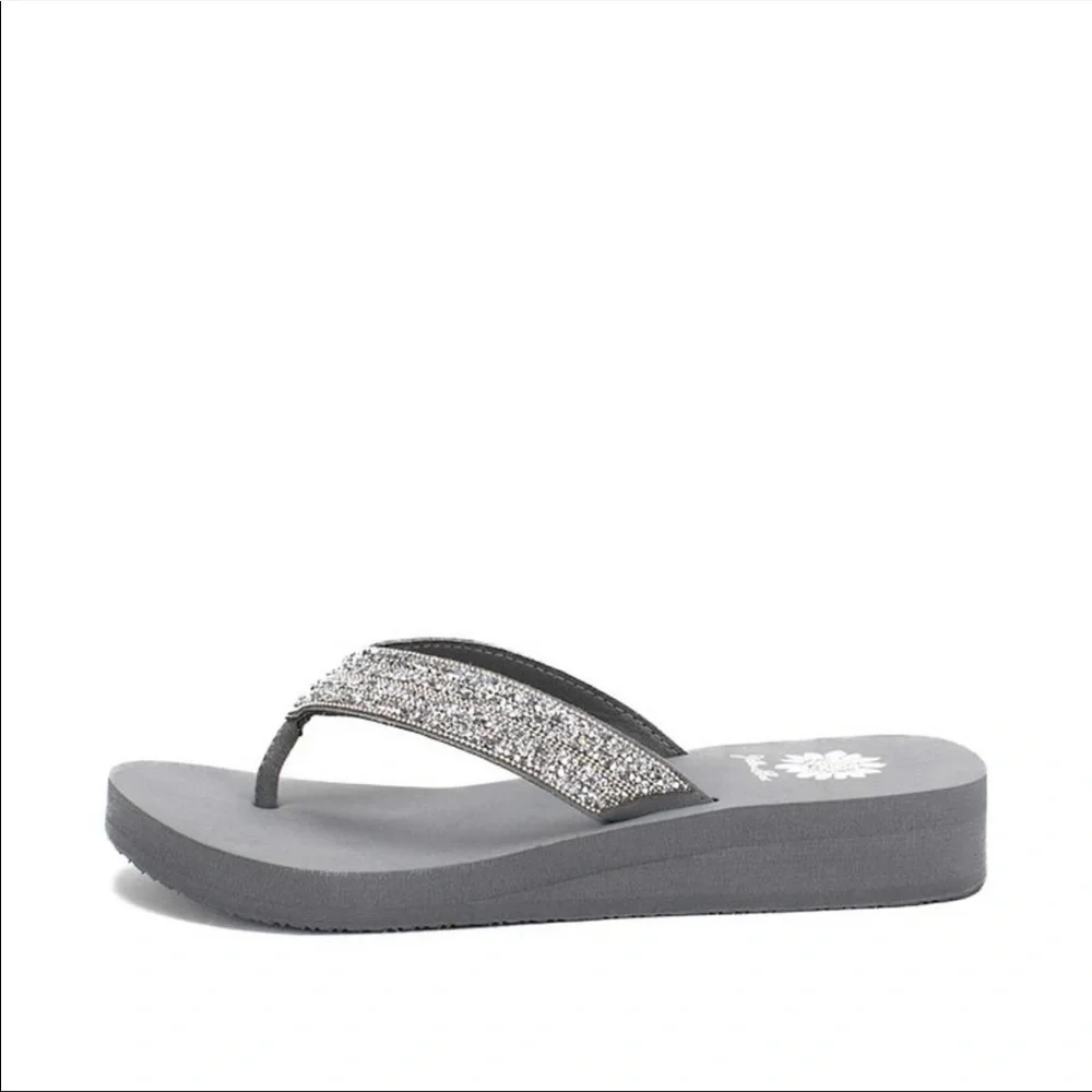Yellowbox Jakart Flip Flop Sandals, size 6 - Picture 4 of 5